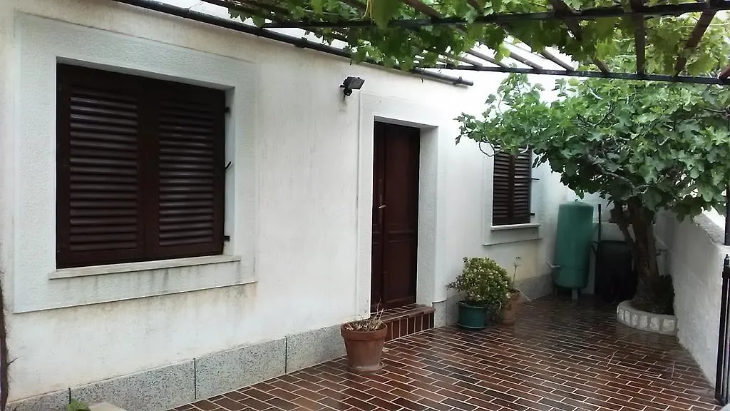 Apartman Legac Starigrad  0*, Starigrad (Kvarner)